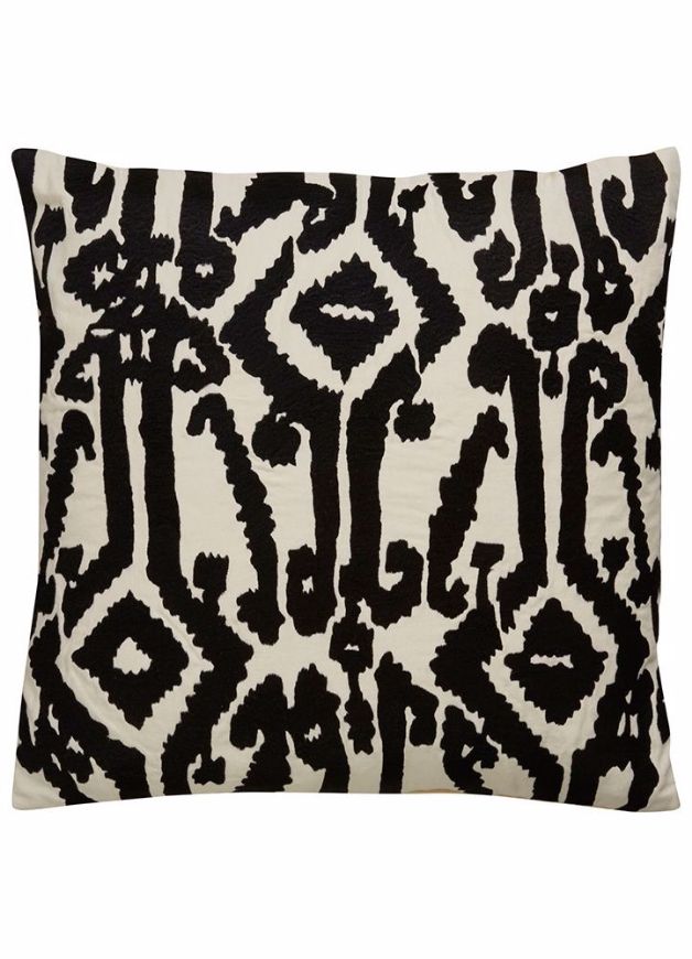Picture of EN CASA BY LULI SANCHEZ PILLOWS