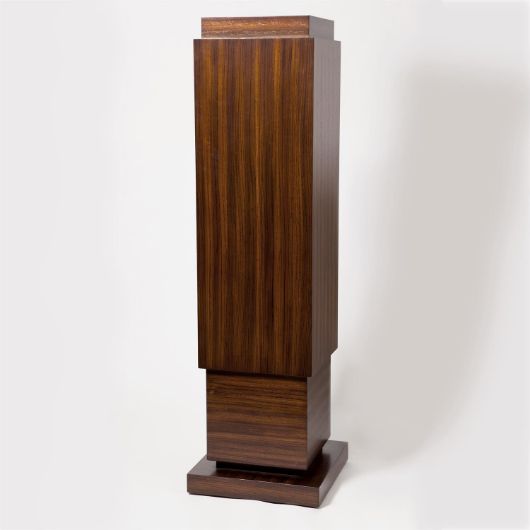 Picture of SINGLE SKYSCRAPER PEDESTAL