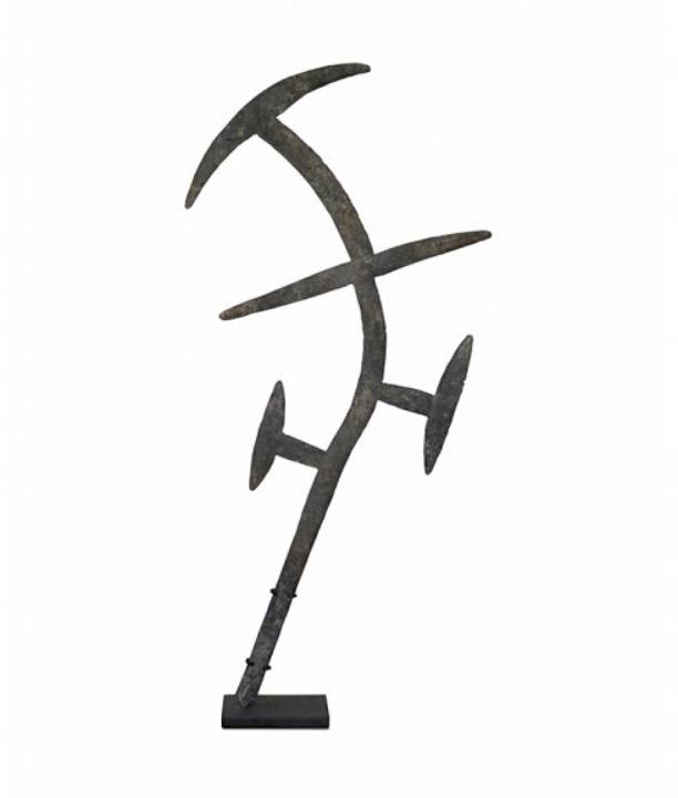 Picture of HARVESTING TOOL ON STAND