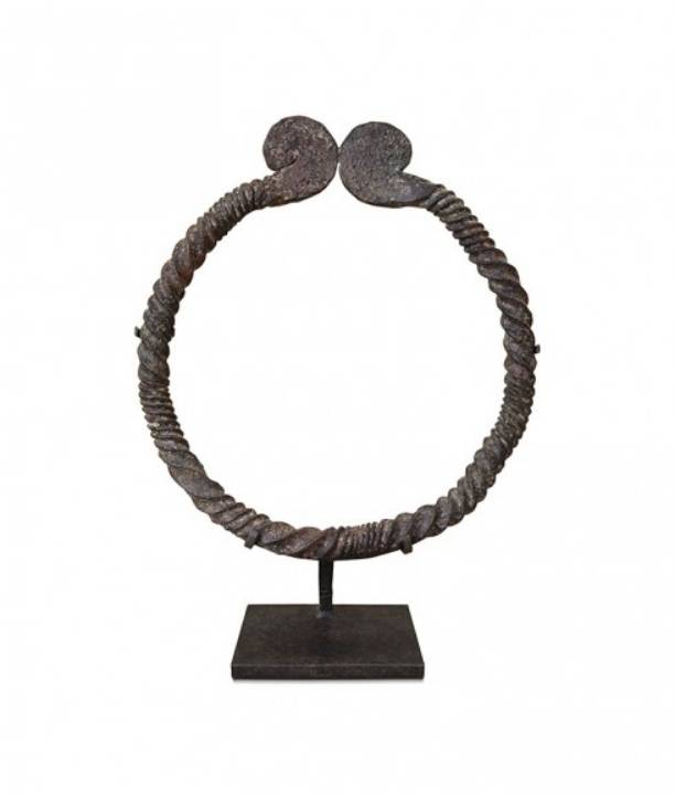 Picture of MALVA NECKLACE ON STAND