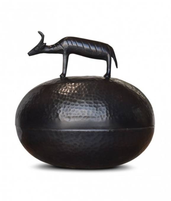 Picture of POD BOX WITH ANIMAL FIGURE