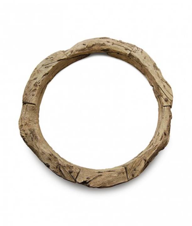 Picture of RUSTIC WELL HEAD