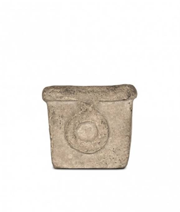 Picture of SQUARE PLANTER WITH RING DETAIL