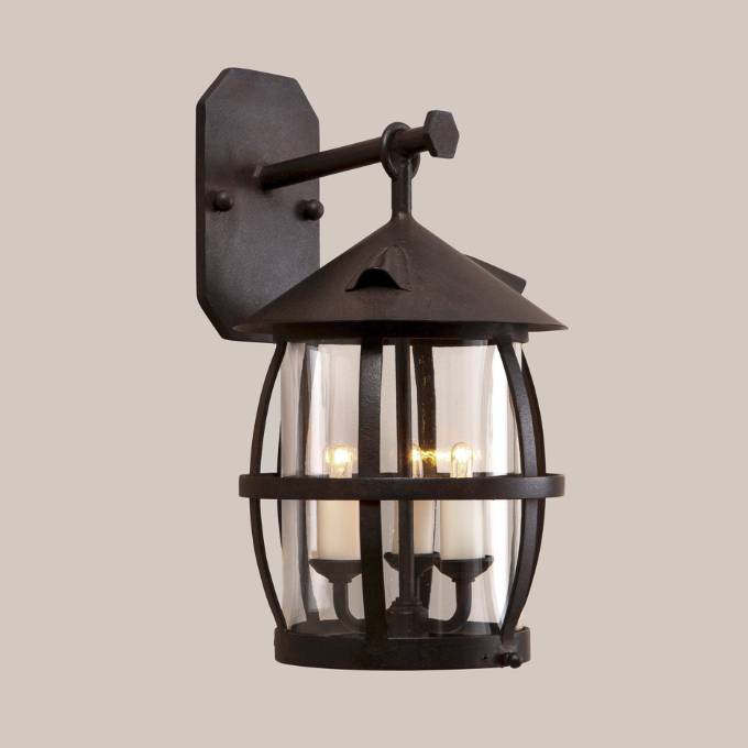 Picture of WELSH BRACKETED LANTERN