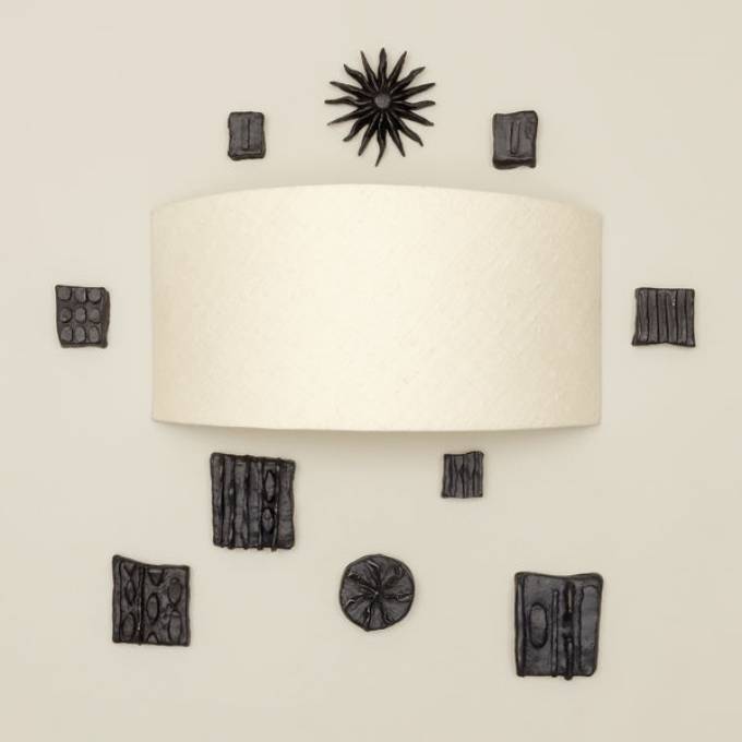 Picture of WYVERN WALL LIGHT, BRONZE, 2 LIGHTS WITH SET OF 10 PIECES