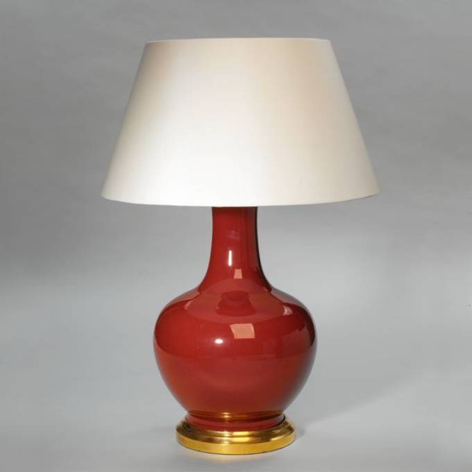 Picture of GLOBULAR SANG DE BOEUF VASE TABLE LAMP, GILT BASE