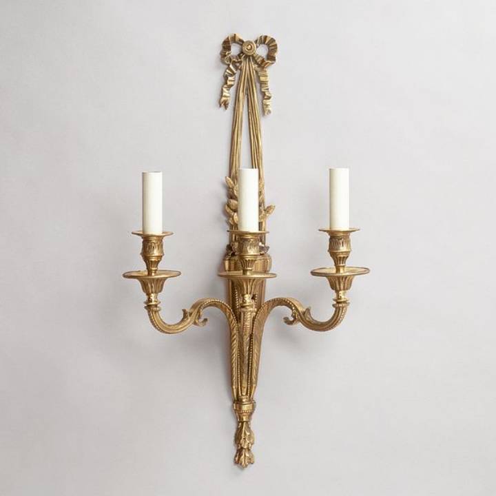 Picture of CLASSICAL RIBBON WALL LIGHT, BRASS, 3 ARM