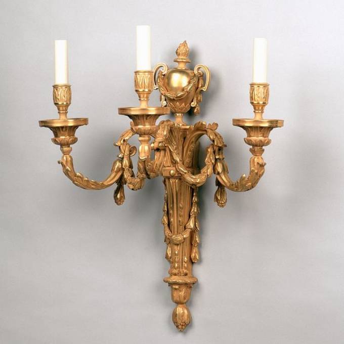 Picture of WADDESDON WALL LIGHT, GILT, 3 ARM