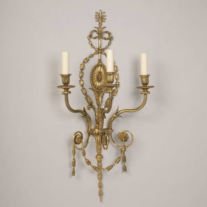 Picture of ADAM WALL LIGHT, BRASS, 3 ARM