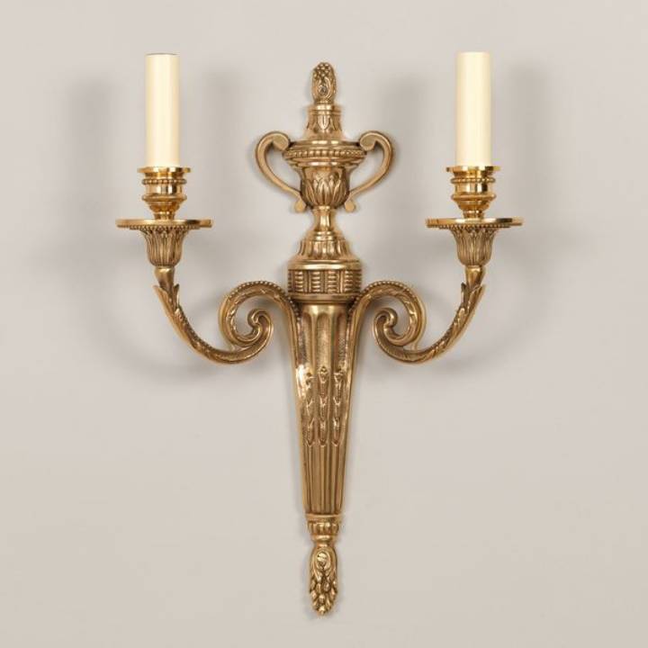 Picture of CLASSICAL WALL LIGHT, BRASS, 2 ARM