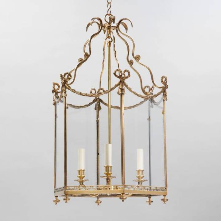 Picture of DROTTNINGHOLM LANTERN, MEDIUM, BRASS, 3 LIGHTS