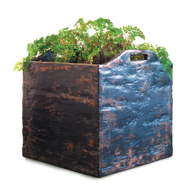 Picture of WILLIAMSBURG INDOOR PLANTER SMALL