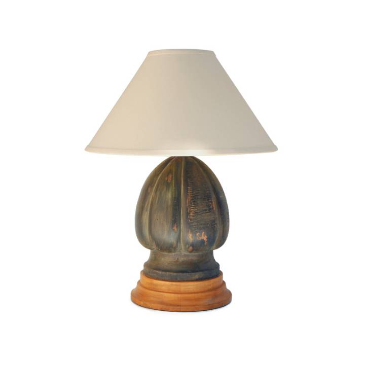 Picture of ACORN LAMP – LARGE