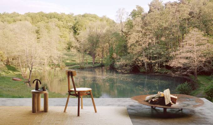 This image is for illustrative purposes only. The colors shown are accurate within the constraints of lighting, photography and the color accuracy of your screen.