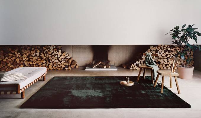 This image is for illustrative purposes only. The colors shown are accurate within the constraints of lighting, photography and the color accuracy of your screen.