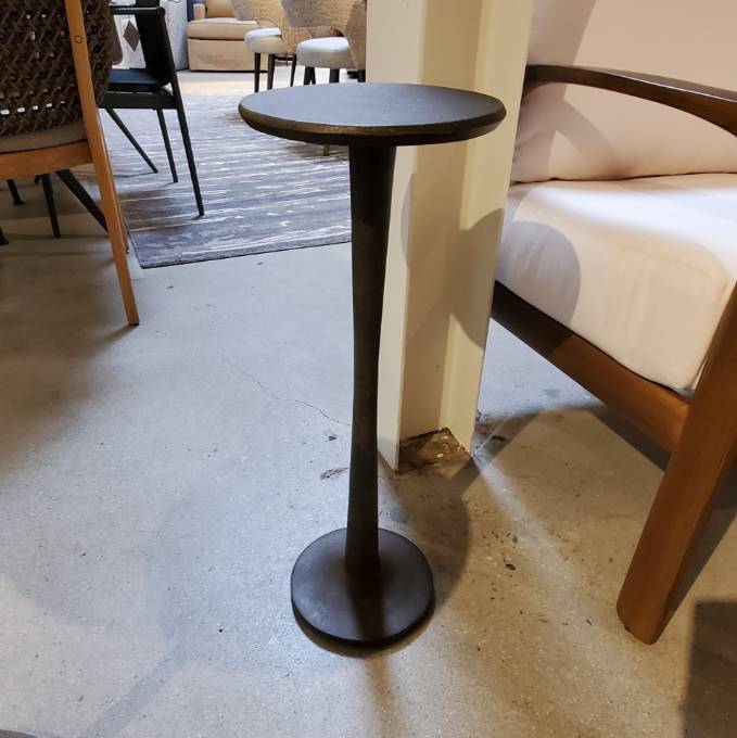 Picture of TULIP CHAT TABLE