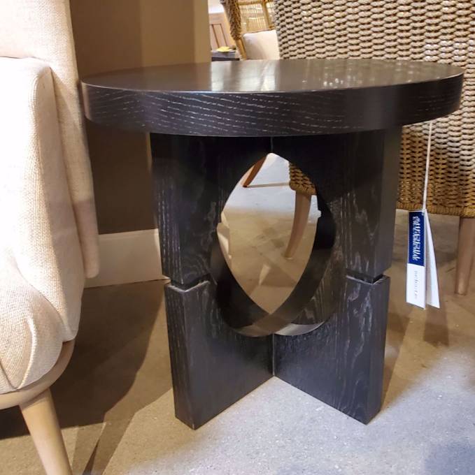 Picture of 230-930 FLINT ROUND LAMP TABLE