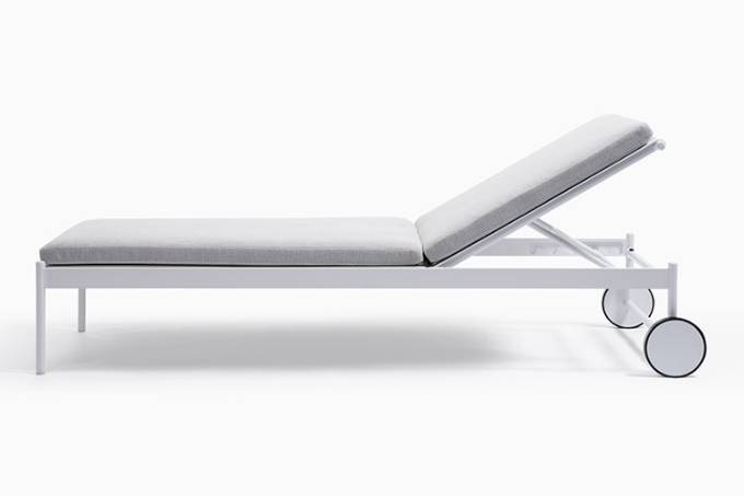 Picture of MIRAGE CHAISE