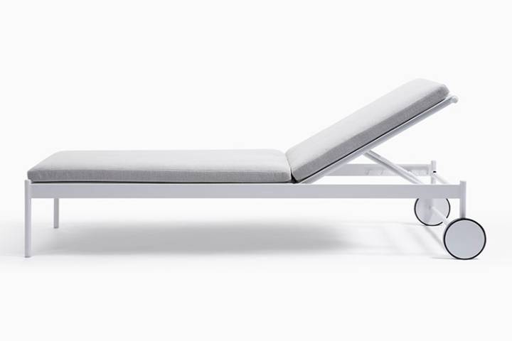 Picture of MIRAGE CHAISE