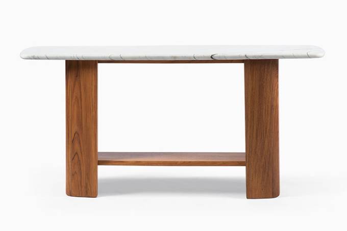 Picture of ZUMA CONSULE