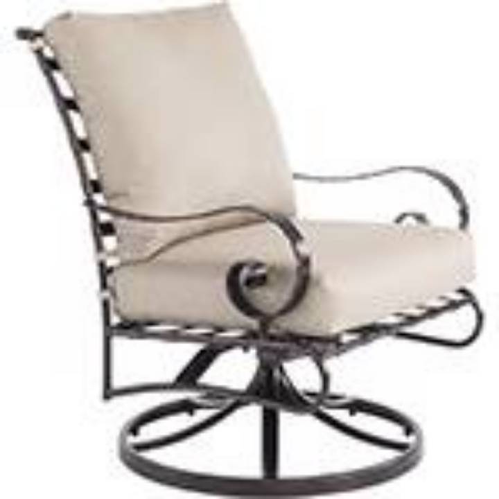 Picture of URBAN-SCALE SWIVEL ROCKER LOUNGE CHAIR