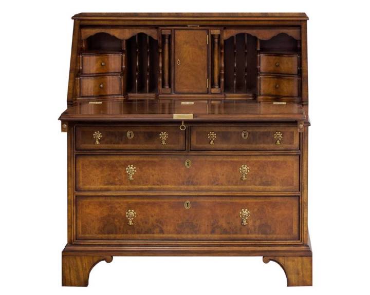 Picture of QUEEN ANNE BUREAU CABINET BASE