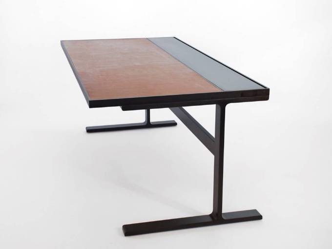 Picture of DESK