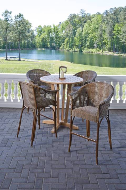 Picture of TEAK 30" ROUND BAR TABLE