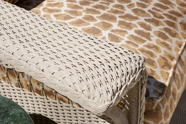 Picture of NANTUCKET LARGE OTTOMAN