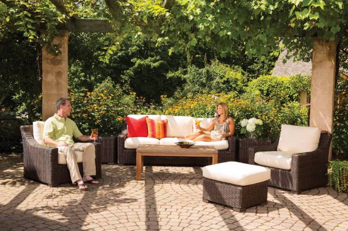 Picture of TEAK 48" OVAL SLED BASE COCKTAIL TABLE