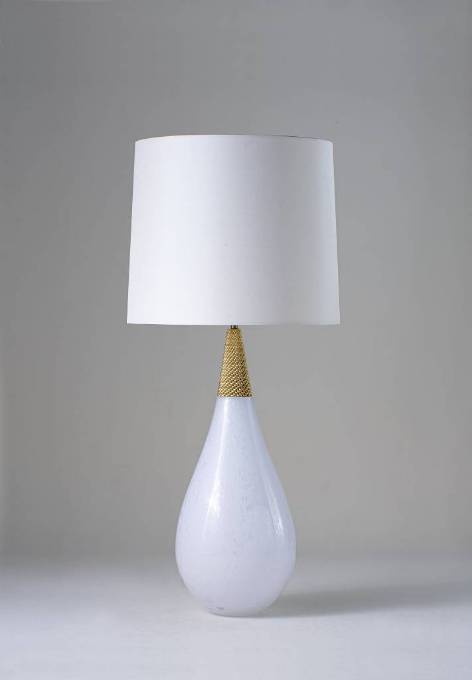 Picture of PEARLDROP LAMP