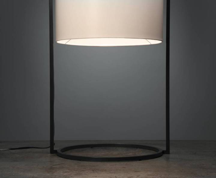Picture of PATTERN TABLE LAMP