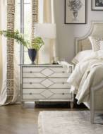 Picture of SANCTUARY QUEEN OF DIAMONDS BACHELORETTE CHEST        