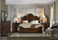 Picture of LEESBURG QUEEN POSTER BED          