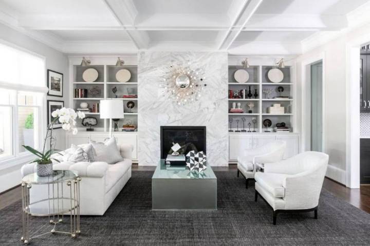 Picture of MIRRORED COCKTAIL TABLE