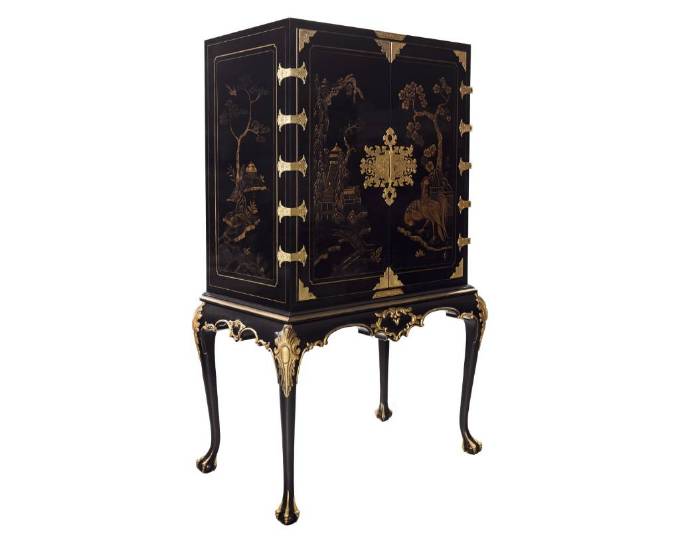 Picture of QUEEN ANNE CABINET ON STAND, PAINT VERSION