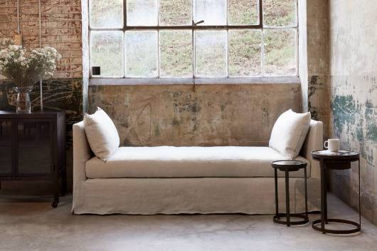 Picture of APRIL DAYBED