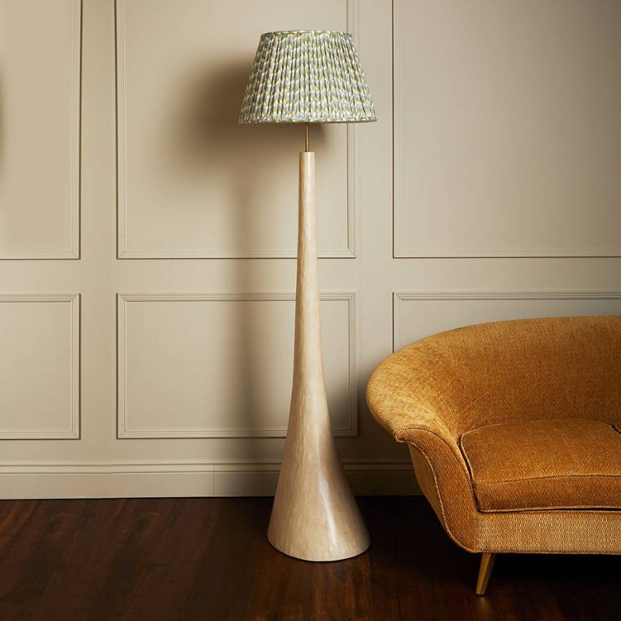 Picture of PAD FLOOR LAMP