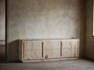 Picture of UMA DRESSER