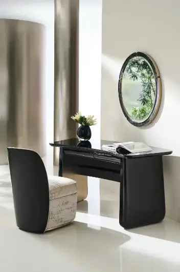 Picture of CABOCHON DESK