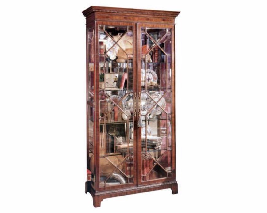 Picture of 18TH CENTURY AMERICAN CHIPPENDALE CURIO