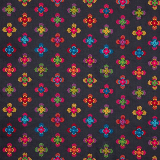 This image is for illustrative purposes only. The colors shown are accurate within the constraints of lighting, photography and the color accuracy of your screen.