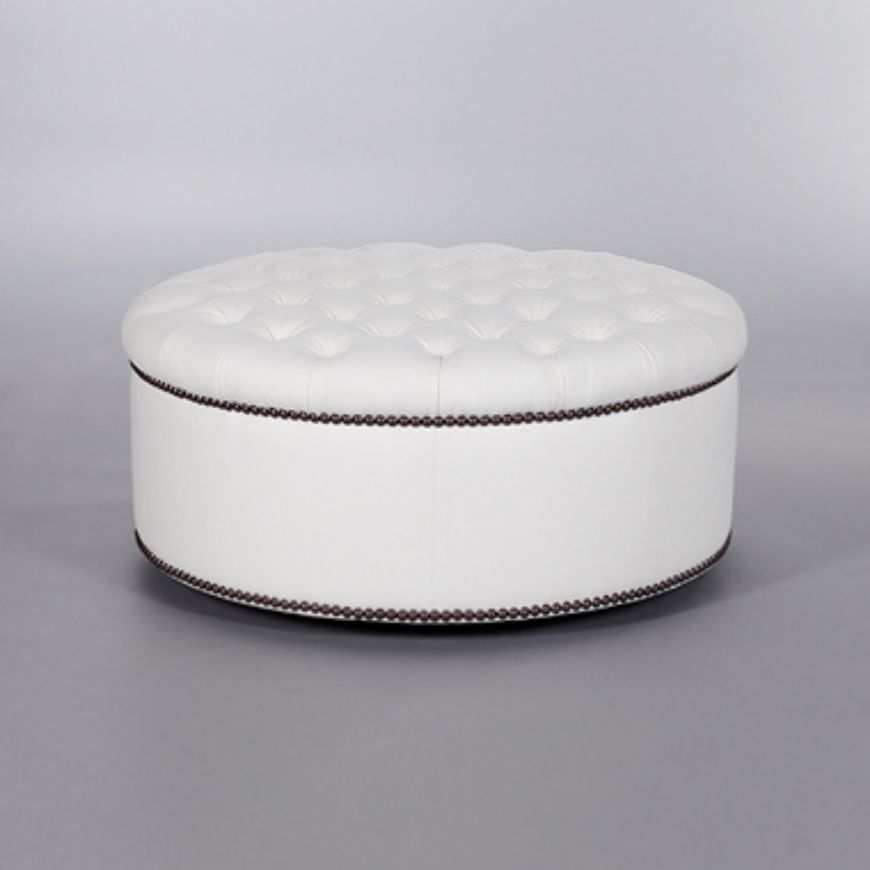 Picture of ROUND BUTTONED POUFFE