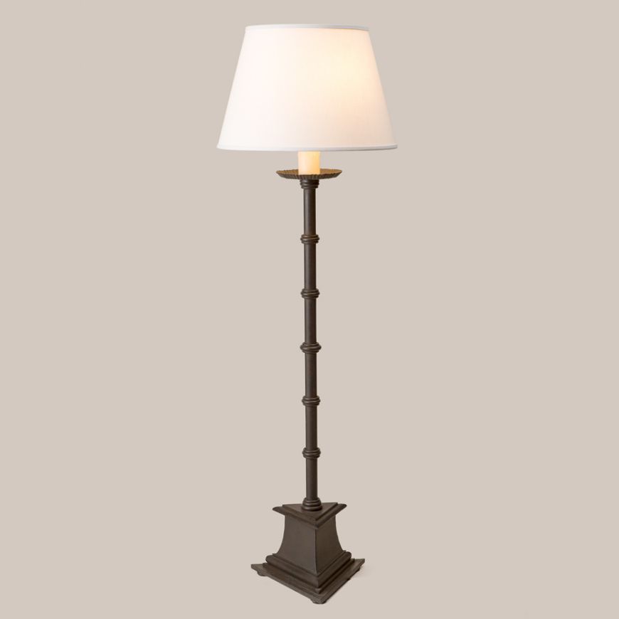 Picture of TRIANGULAR BASE FLOOR LAMP