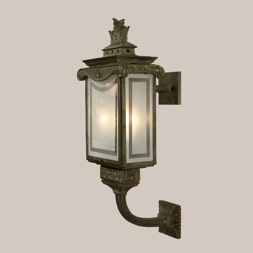 Picture of PASADENA BRACKETED LANTERN