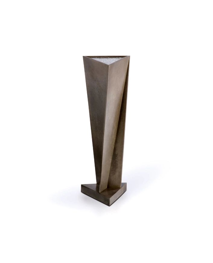 Picture of FACET 3 TABLE