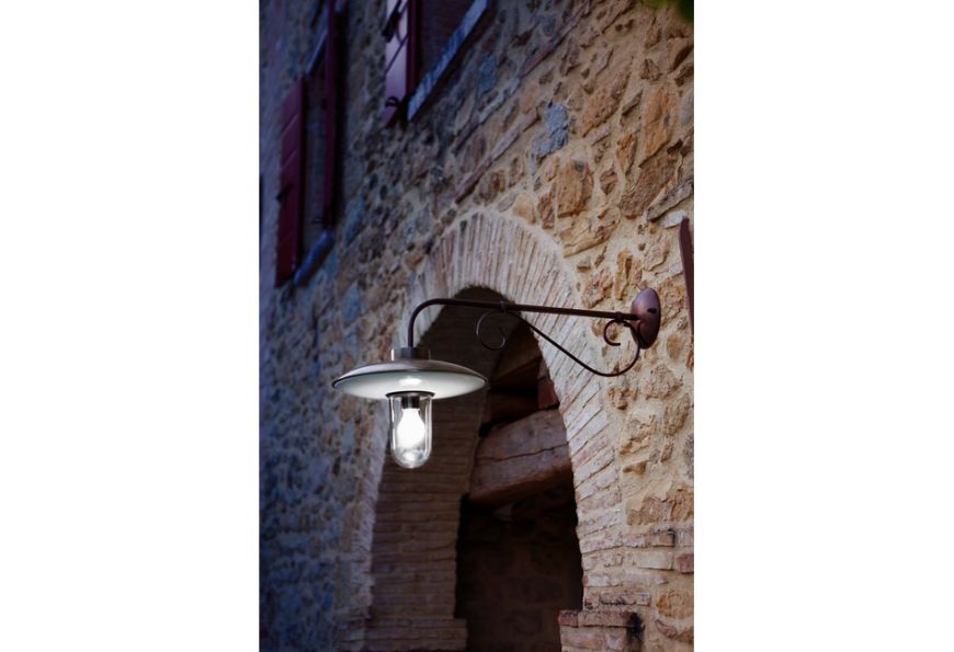 Picture of RE LEAR - BRASS LAMPS