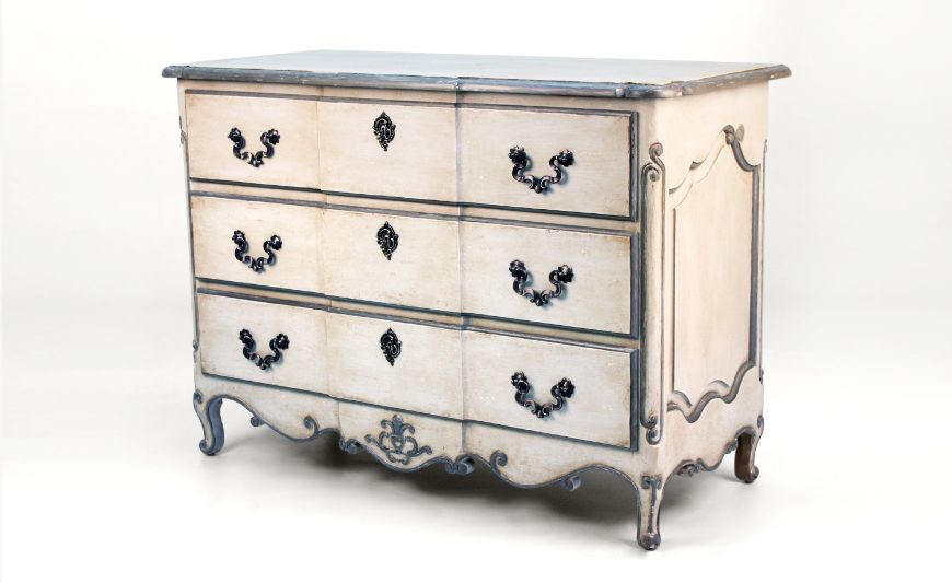 Picture of LOUIS XV THREE DRAWER CHEST