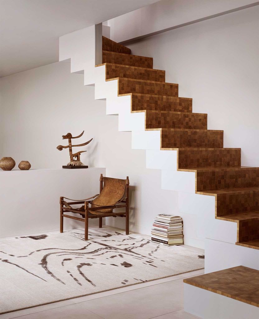 Integral Thread Studio Showroom. Shadow