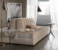 Picture of GIA TABLE
